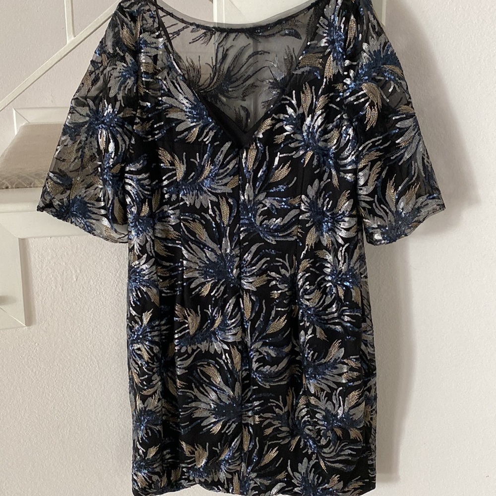 Carmen Marc Valvo Black Sequin Sheath Dress with Blue and Silver Floral Motif - Picture 2 of 4